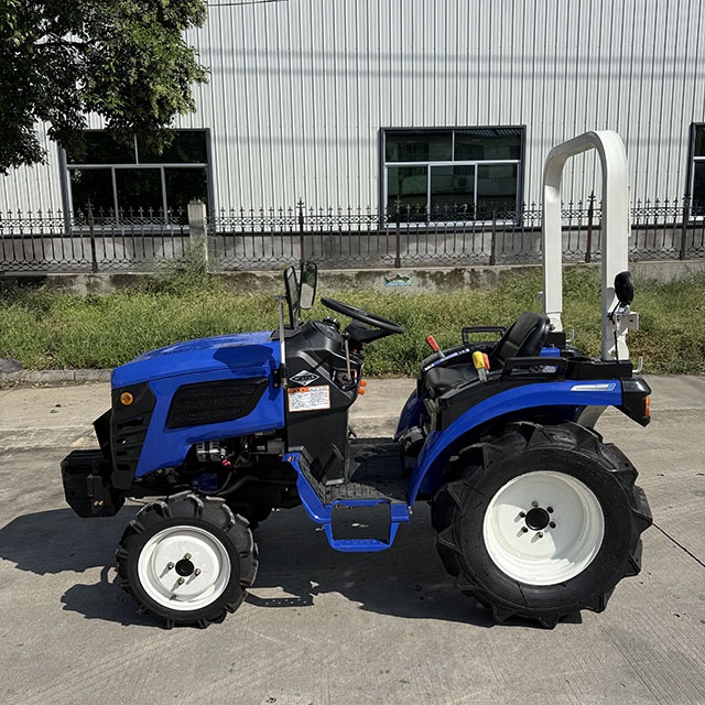 高品質4x4ミニ25馬力トラクター販売中 中国製小型農耕トラ - Agriculture Farming Tractor のレビューと価格