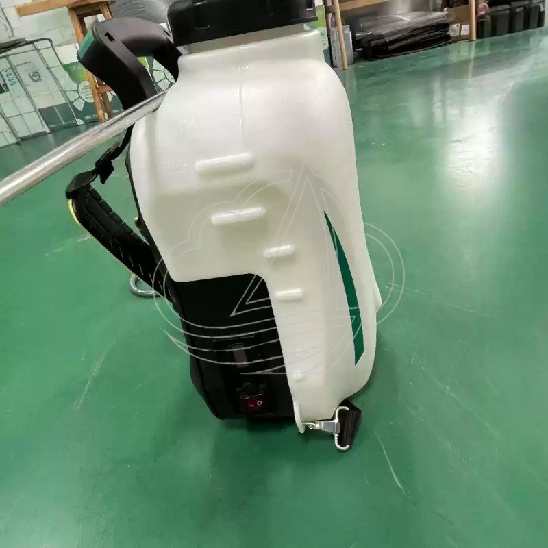 大容量10L噴霧器、電動バックパック式調整可能噴霧器（農作物 - Crop Sprayer Backpack のレビューと価格