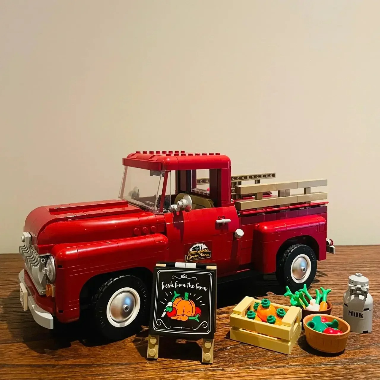 1677ピース クラシック農業用運搬車 ビルディングブロック - Agriculture Farming School のレビューと価格