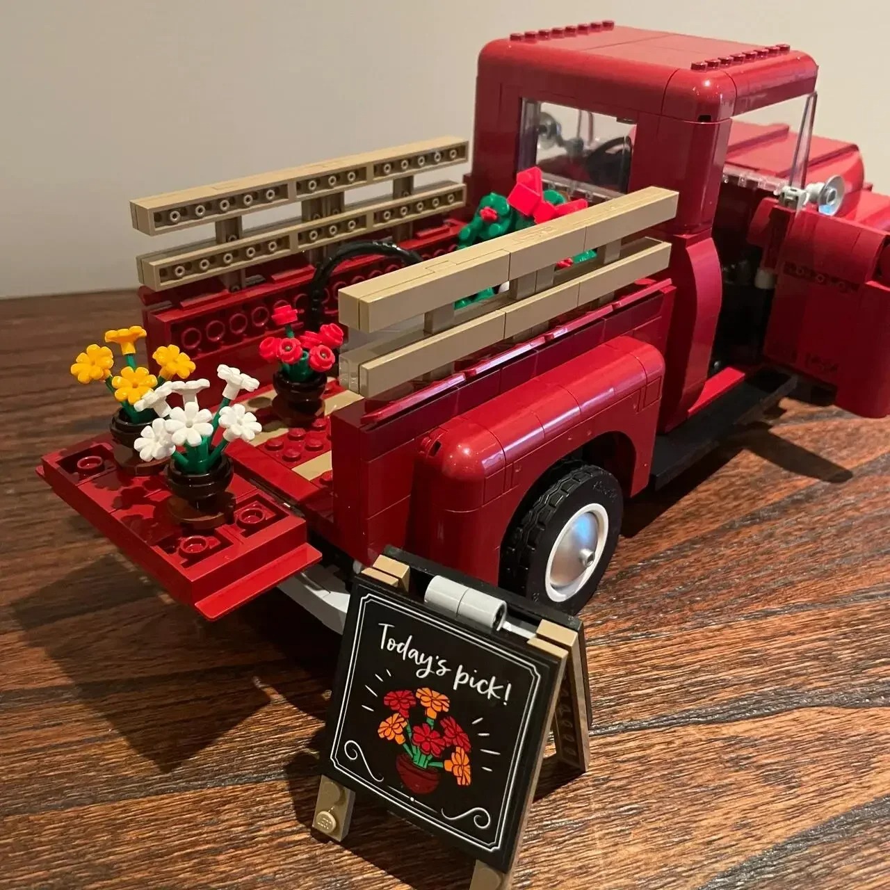 1677ピース クラシック農業用運搬車 ビルディングブロック - Agriculture Farming School のレビューと価格